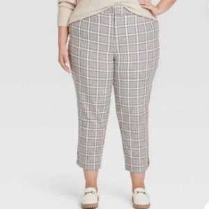 Ava & Viv Cream Plaid High Rise Tapered Ankle Pants in Size 22